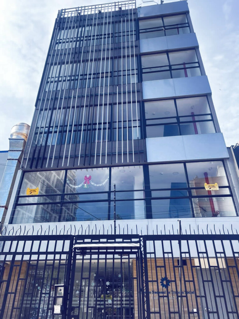Edificio-CNTS_tiny-768x1024